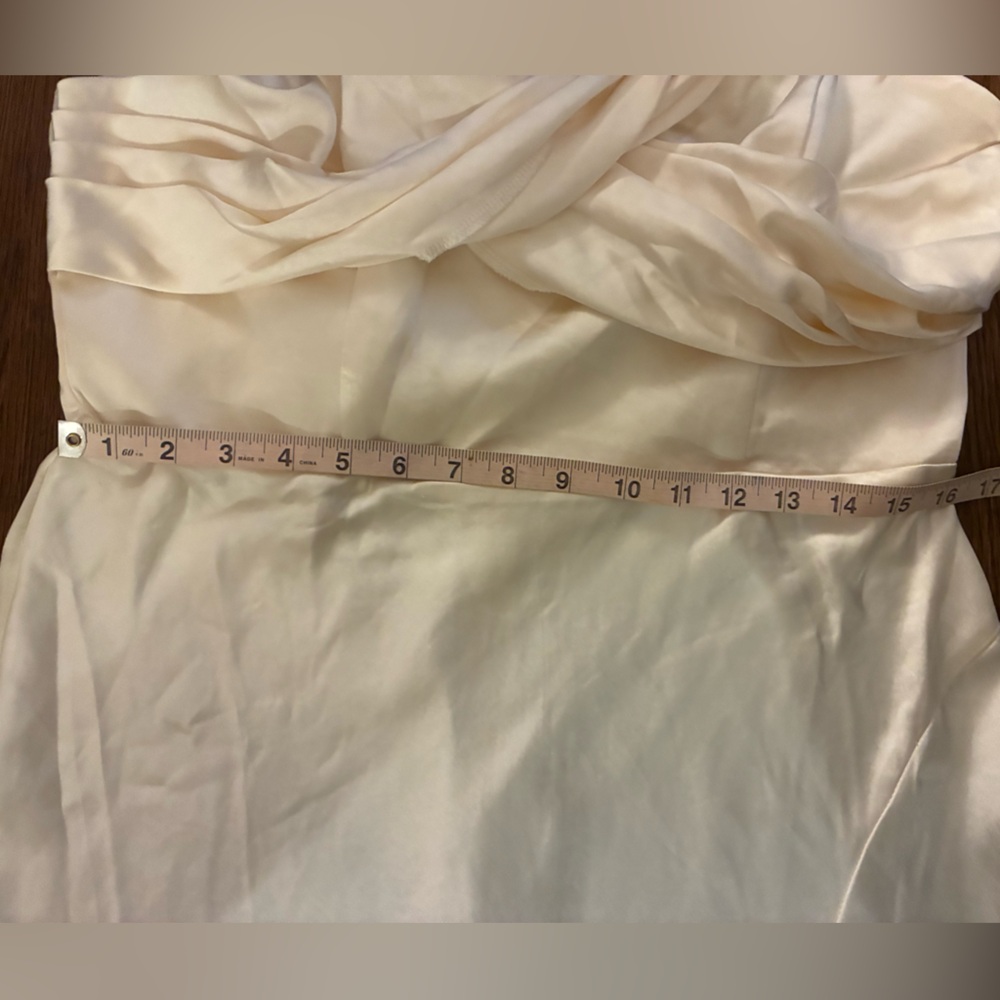 Selfie Leslie NWT Yvette Wrap Neckline Midi Dress in Oyster - XXL - Picture 14 of 16